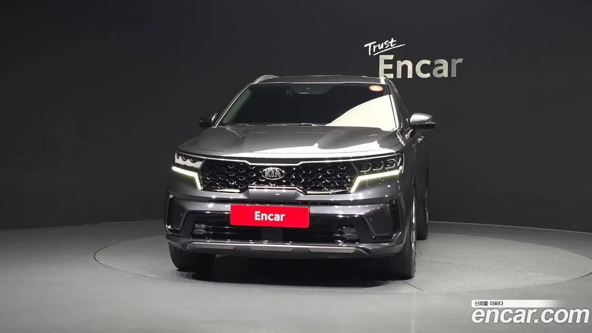 Kia Sorento — фото 6