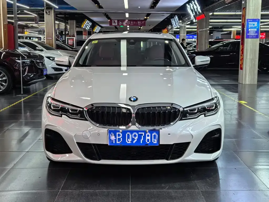 BMW 3 Series — фото 1