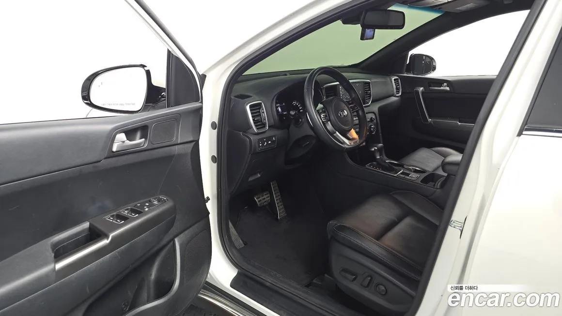 Kia Sportage — фото 5