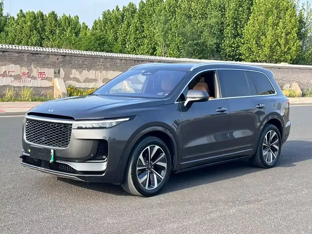 Li Auto ONE — фото 1