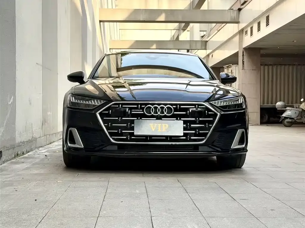 Audi A7L — фото 8