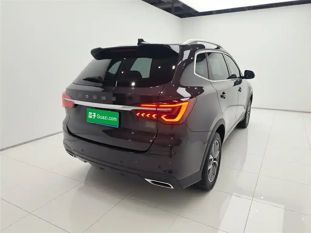 Roewe RX5 2025 из CN, фото 4