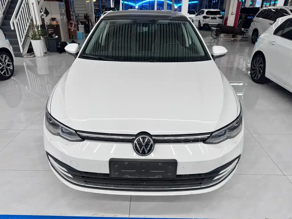 Volkswagen Golf 2022 из CN, фото 3