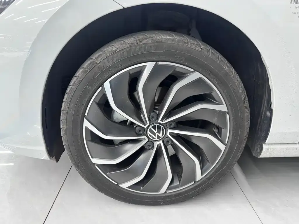 Volkswagen Golf 2022 из CN, фото 6