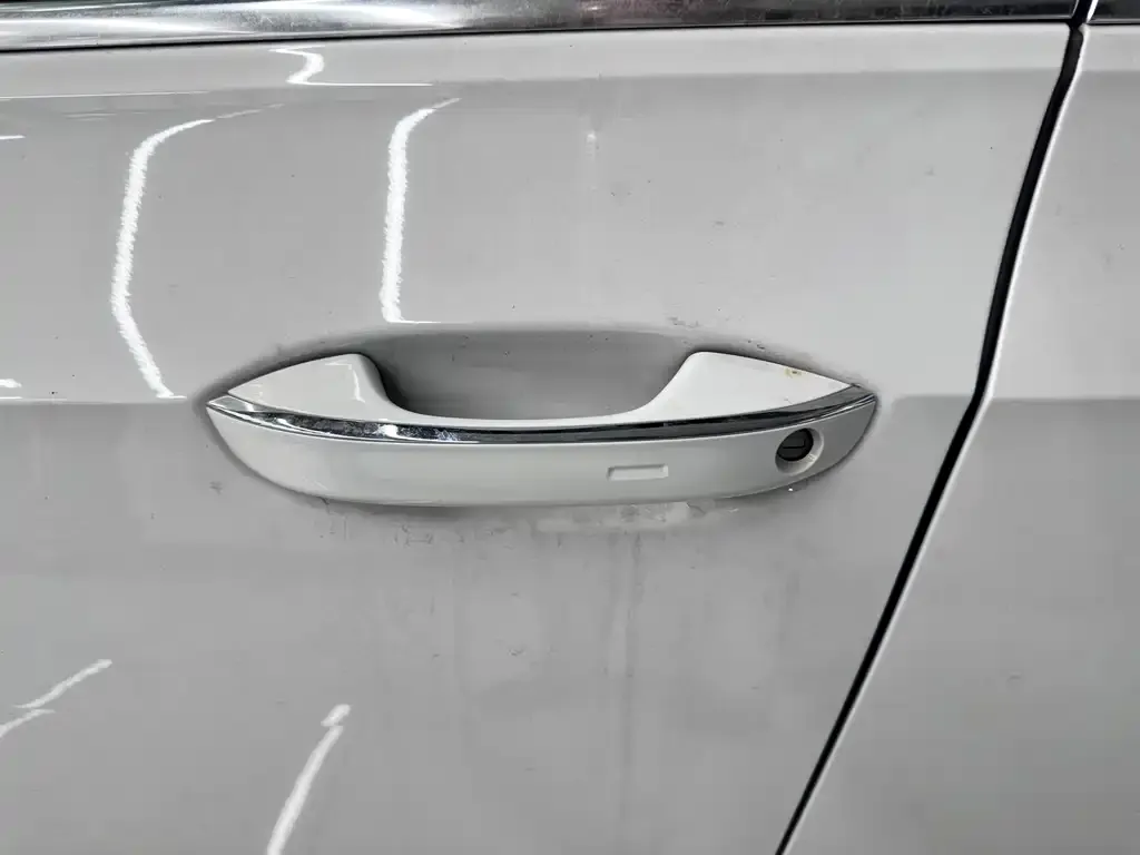 Volkswagen Golf 2022 из CN, фото 2