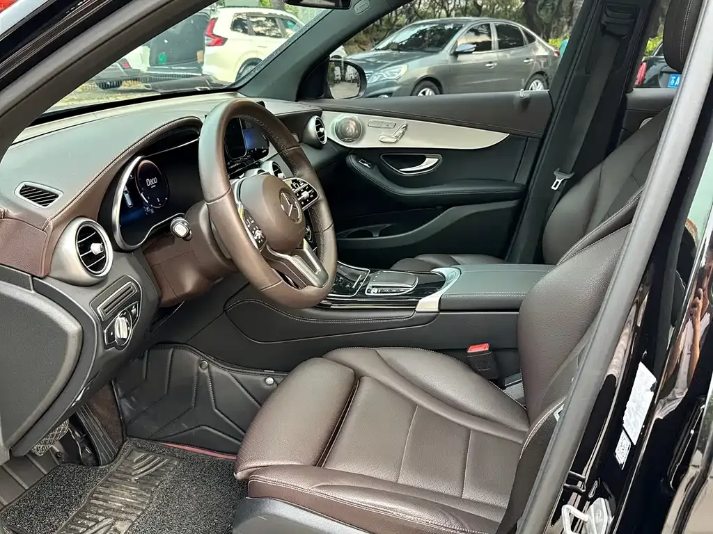 Mercedes-Benz GLC 2022 из CN, фото 4
