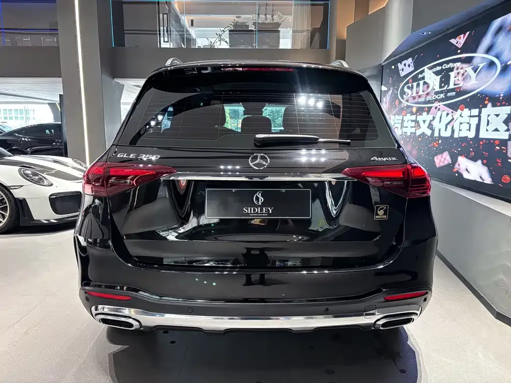 Mercedes-Benz GLE — фото 8