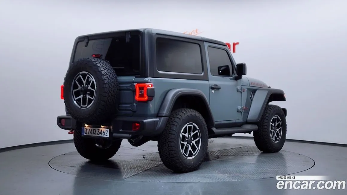 Jeep Wrangler — фото 2