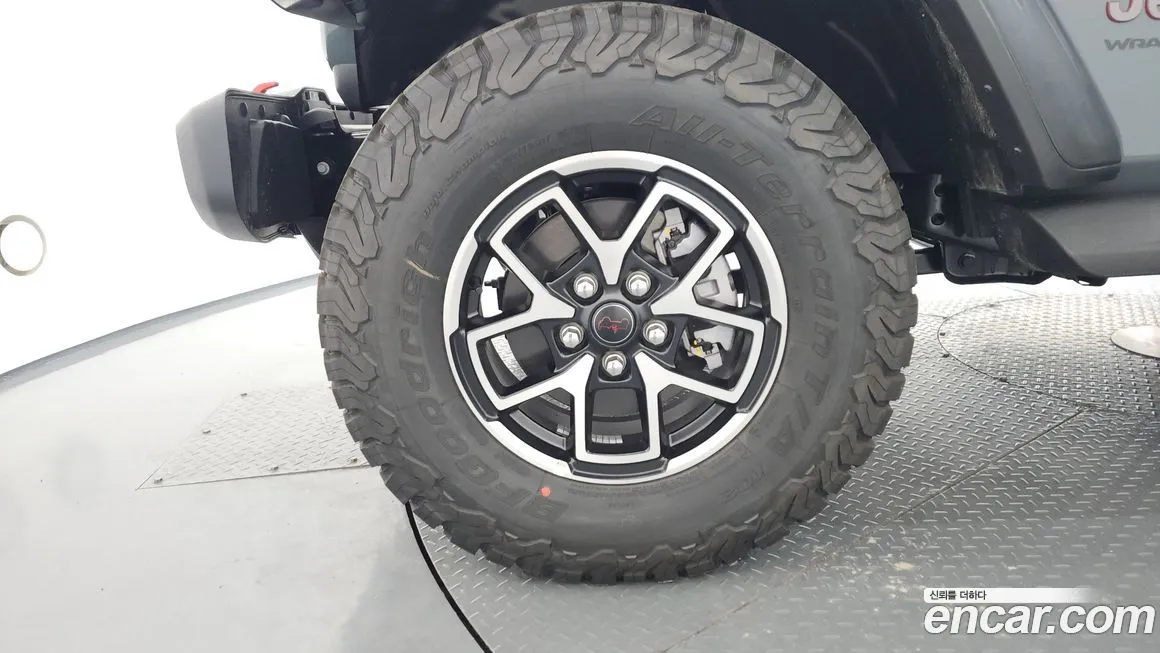 Jeep Wrangler — фото 3