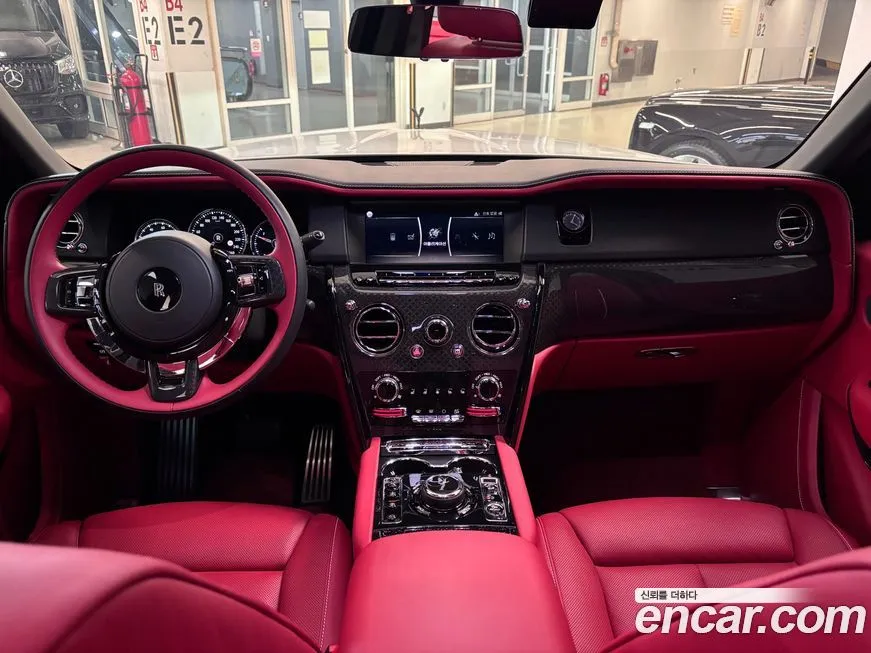 Rolls-Royce Cullinan 2024 из KR, фото 10