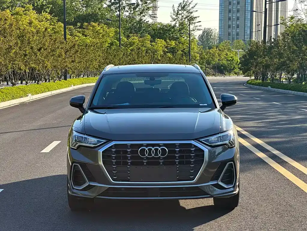 Audi Q3 — фото 6