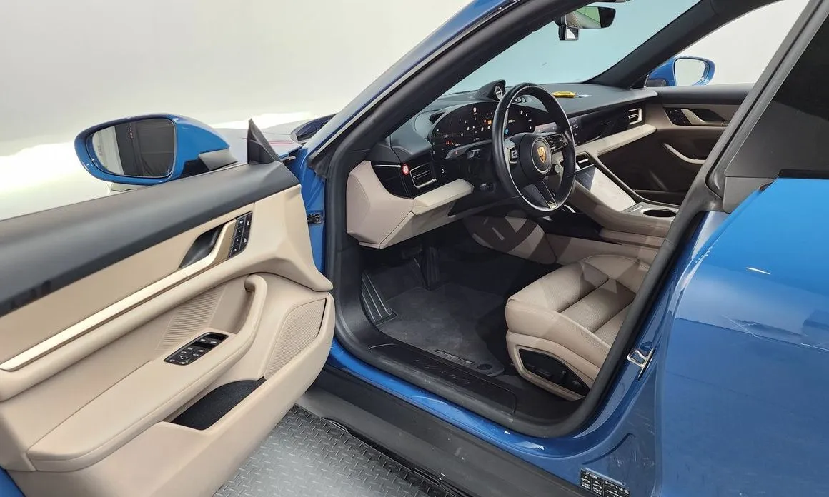 Porsche Taycan 2022 из KR, фото 4
