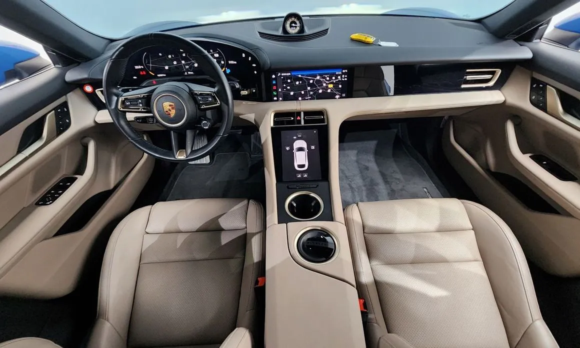 Porsche Taycan 2022 из KR, фото 6