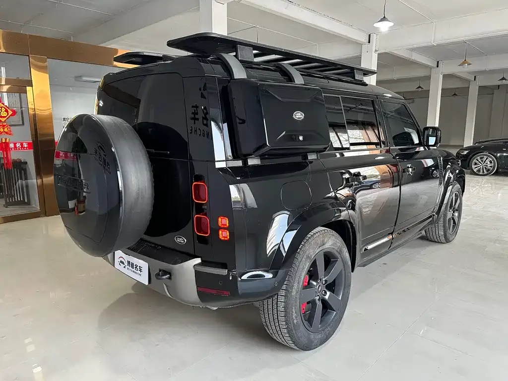 Land Rover Defender — фото 8