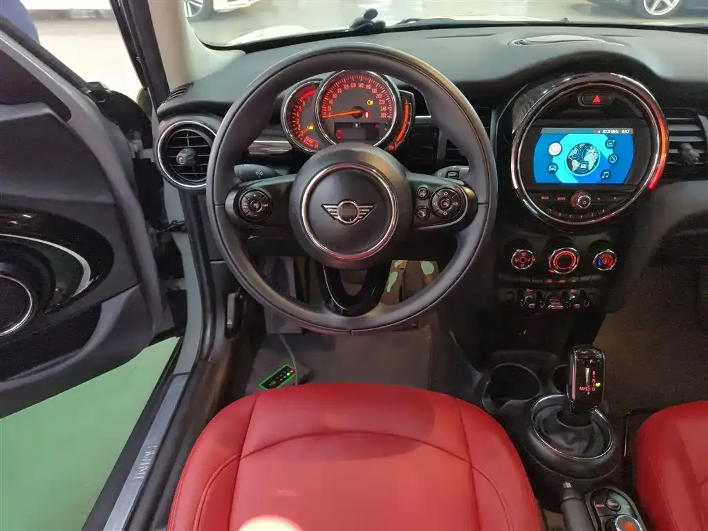 MINI Cooper (3-door) 2021 из CN, фото 10