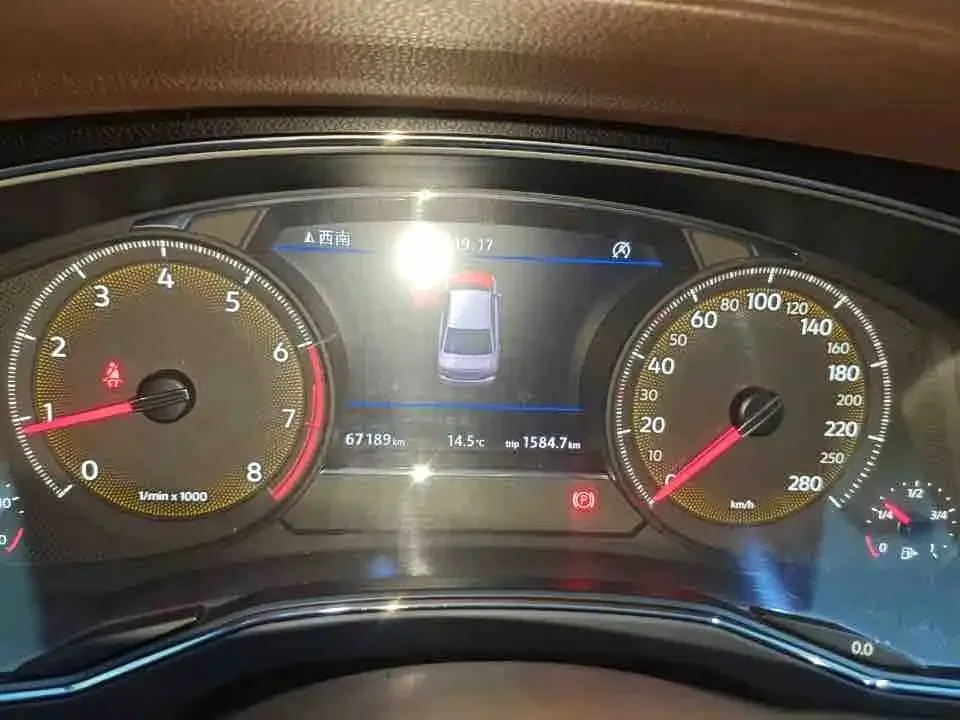 Volkswagen Phideon 2021 из CN, фото 3