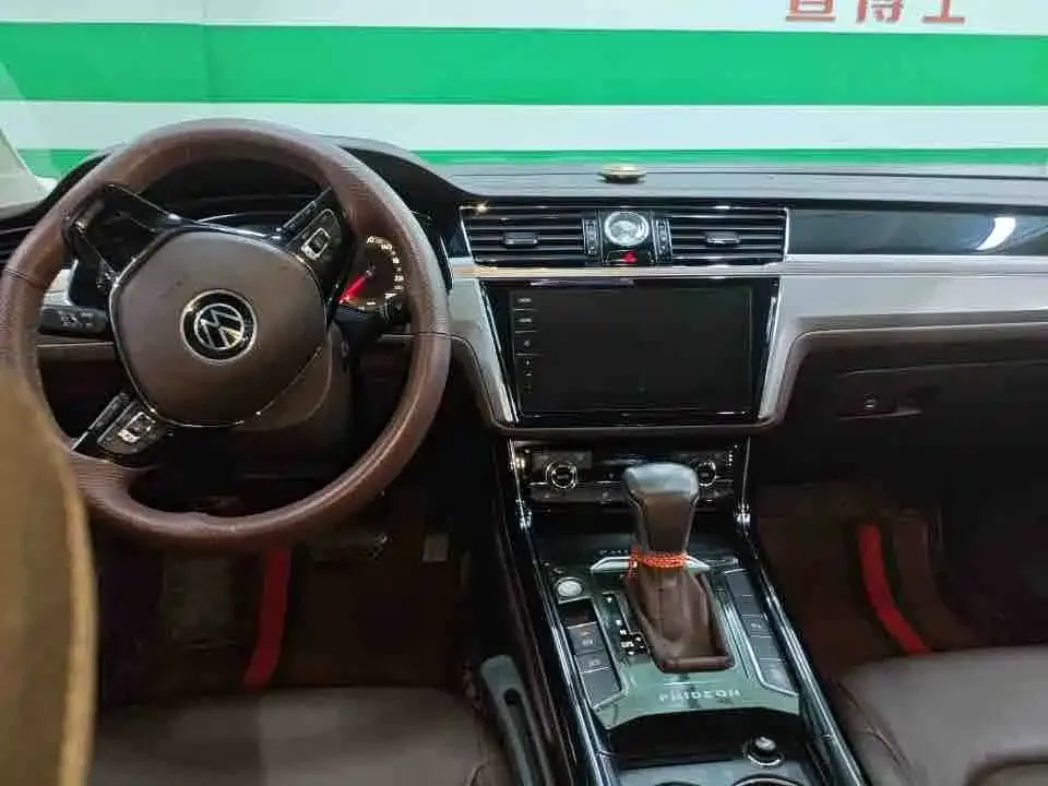 Volkswagen Phideon 2021 из CN, фото 4