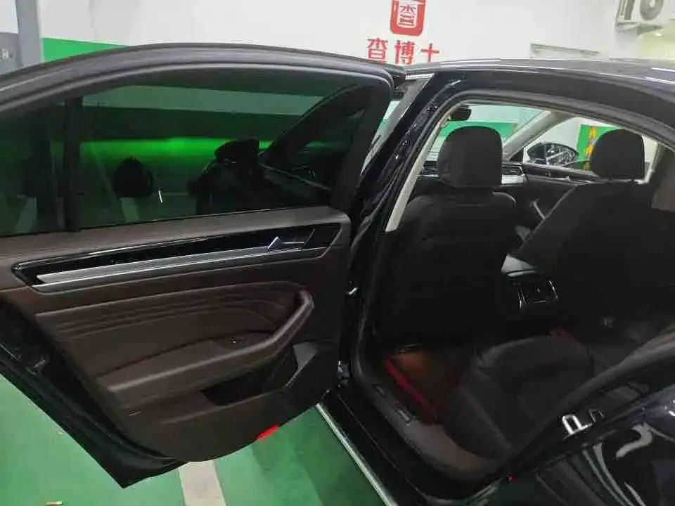 Volkswagen Phideon 2021 из CN, фото 2
