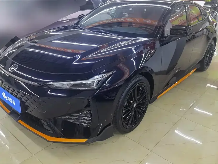 Changan UNI-V 2025 из CN, фото 1