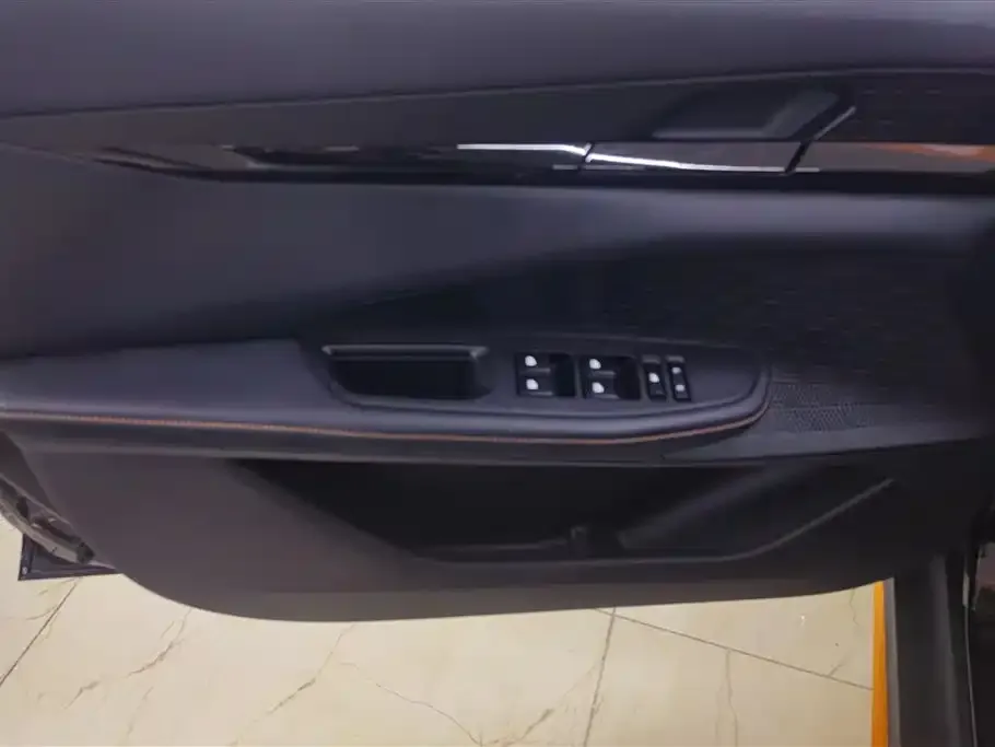 Changan UNI-V 2025 из CN, фото 2