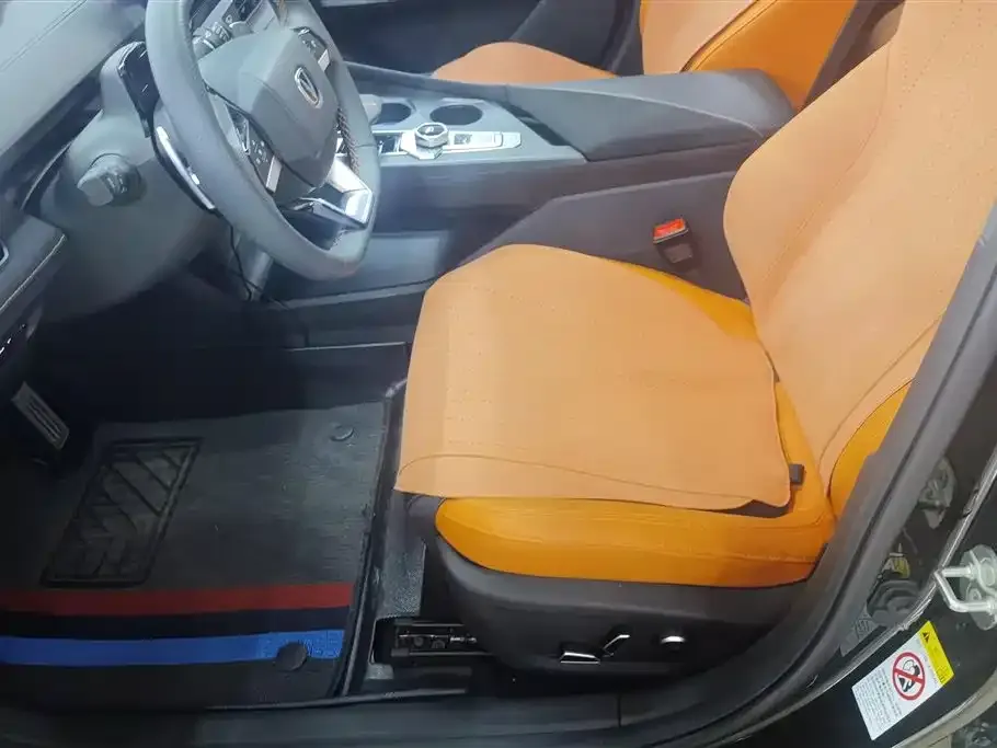 Changan UNI-V 2025 из CN, фото 6