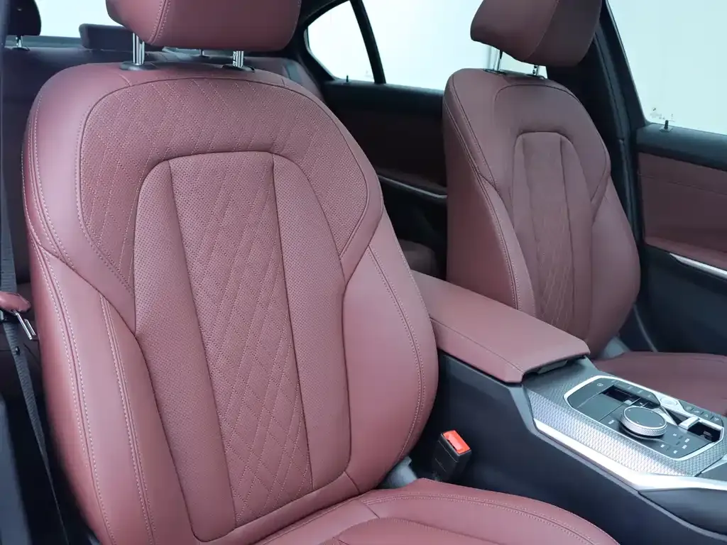 BMW 3 Series 2025 из CN, фото 10