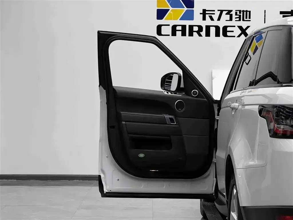 Land Rover Sport PHEV 2021 из CN, фото 5