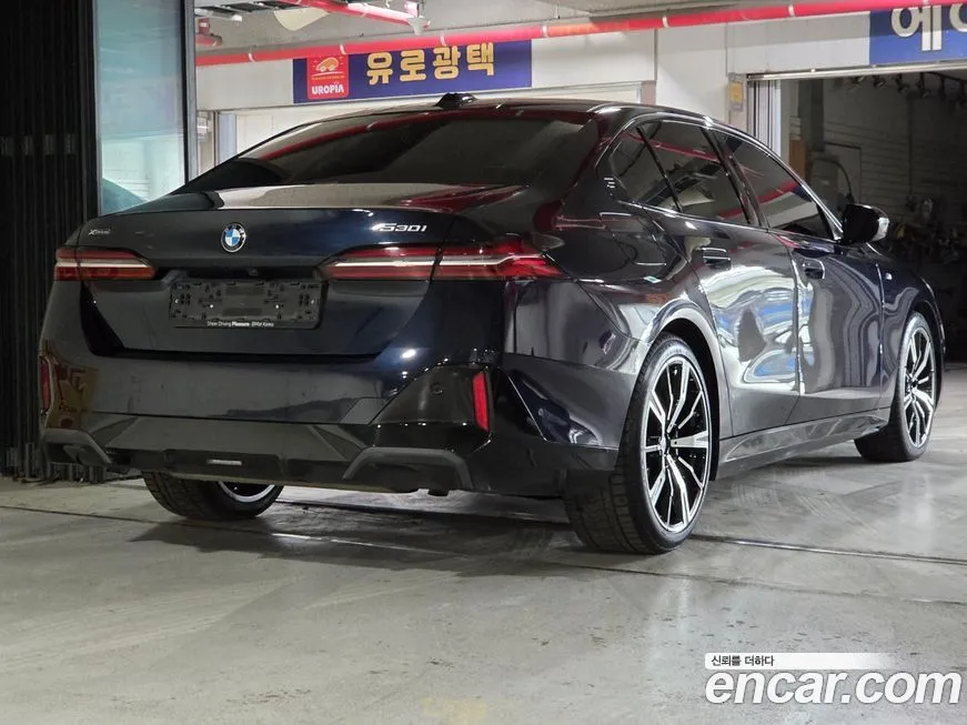 BMW 5-Series 2024 из KR, фото 6