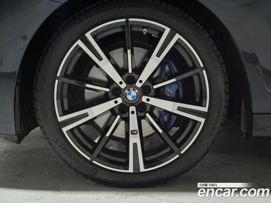 BMW 5-Series 2024 из KR, фото 10