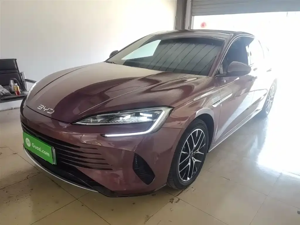 BYD Seal — фото 1