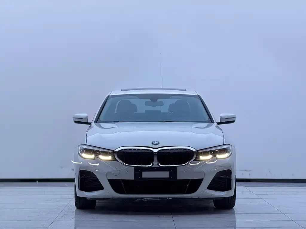 BMW 3 Series — фото 2