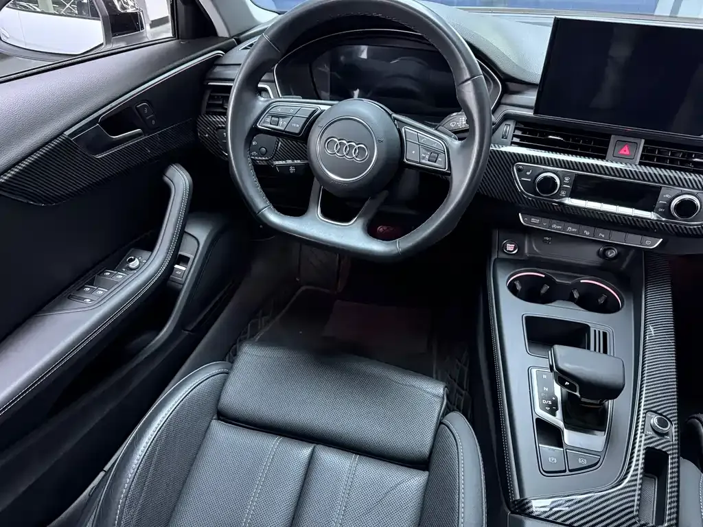 Audi A4L — фото 10