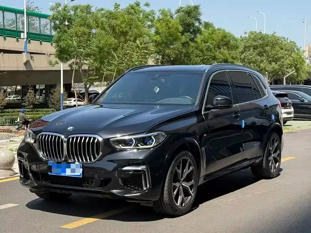 BMW X5 — фото 1