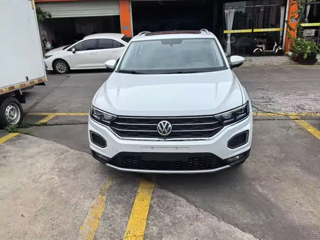 Volkswagen T-Roc 2021 из CN, фото 2