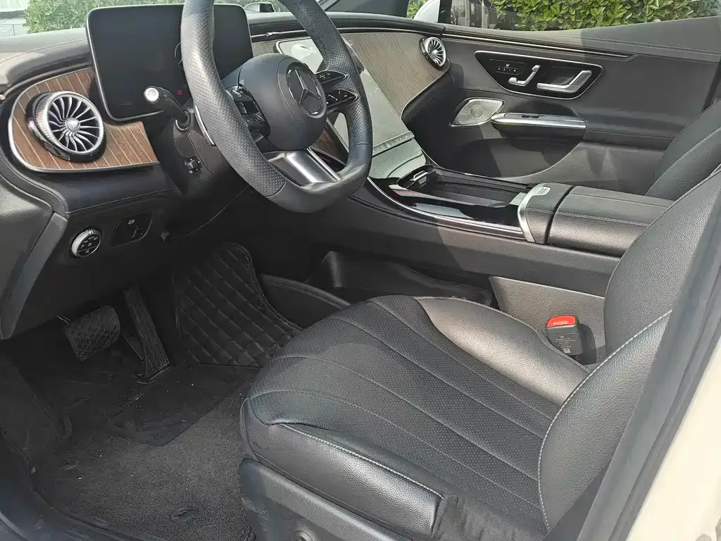 Mercedes-Benz EQE 2023 из CN, фото 6