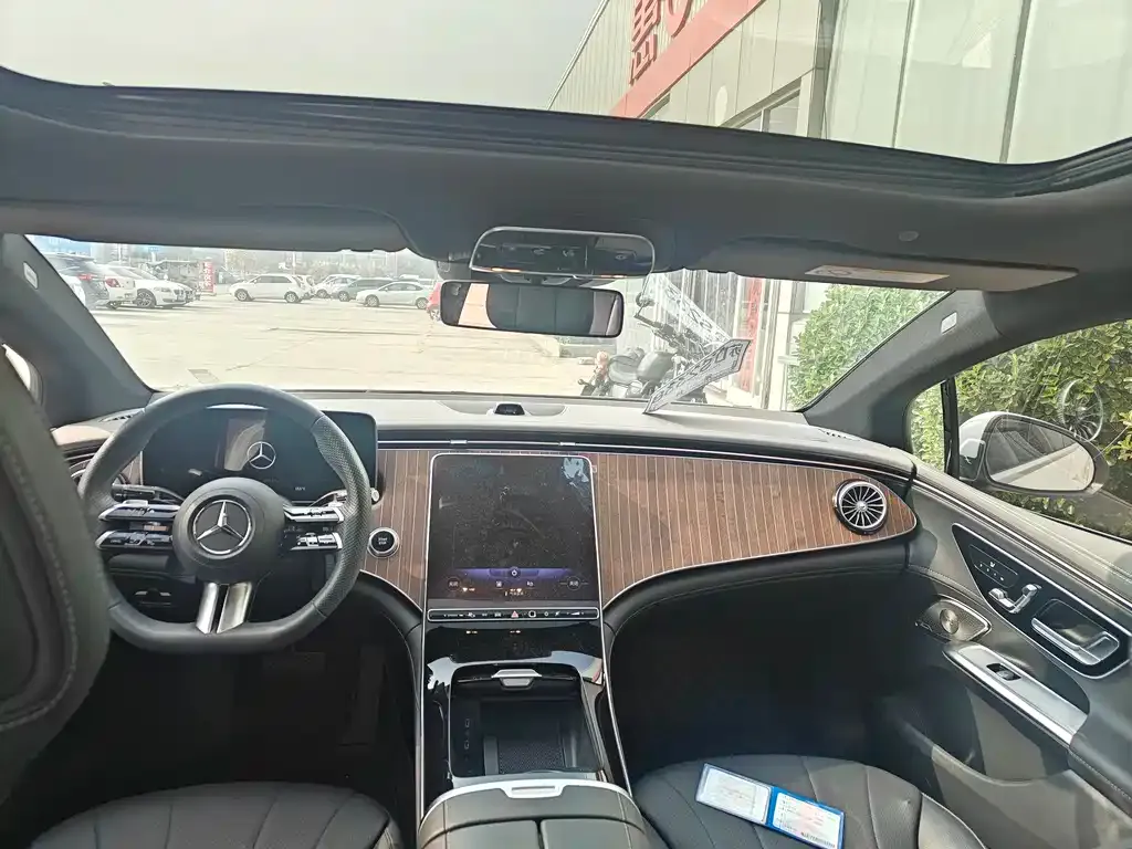 Mercedes-Benz EQE 2023 из CN, фото 8