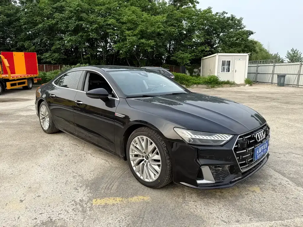 Audi A7L — фото 7