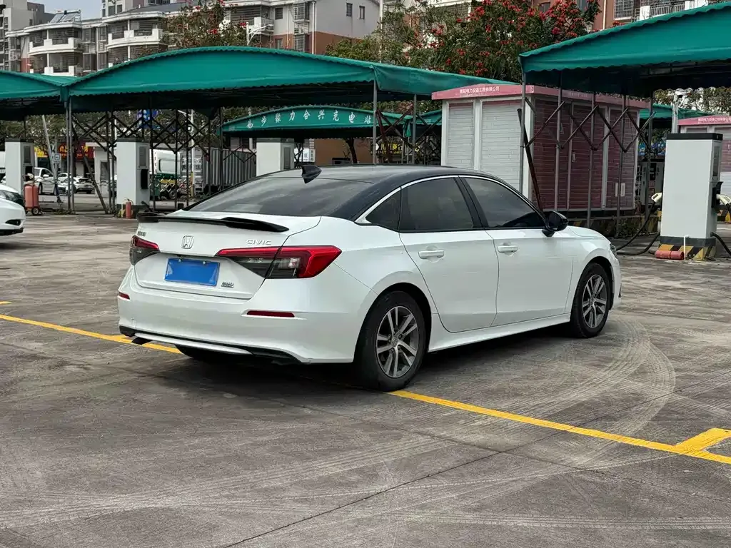 Honda Civic — фото 7