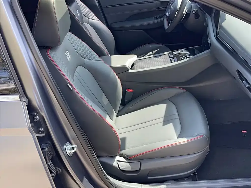 Hyundai Sonata 2024 из CN, фото 7