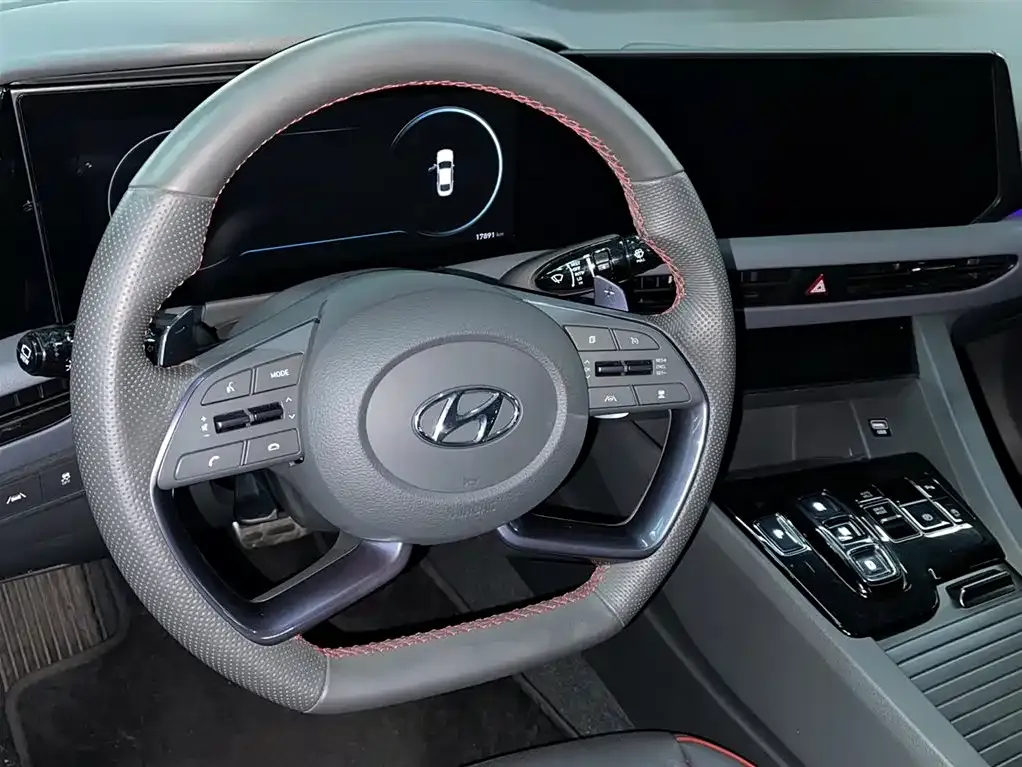 Hyundai Sonata 2024 из CN, фото 4
