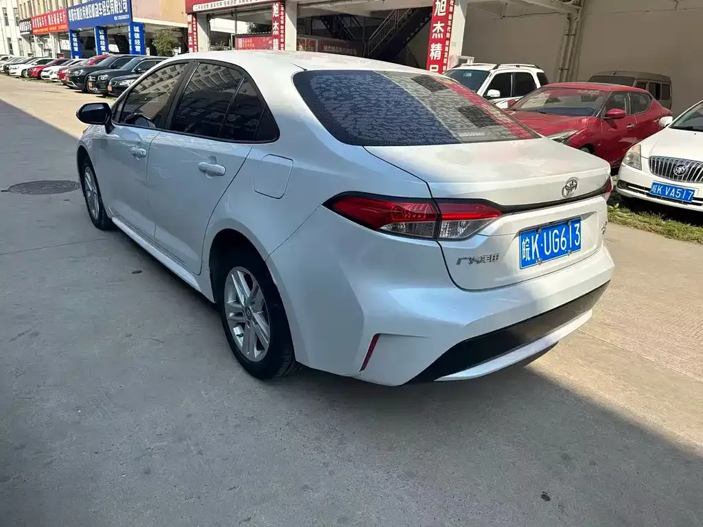 Toyota Levin — фото 10