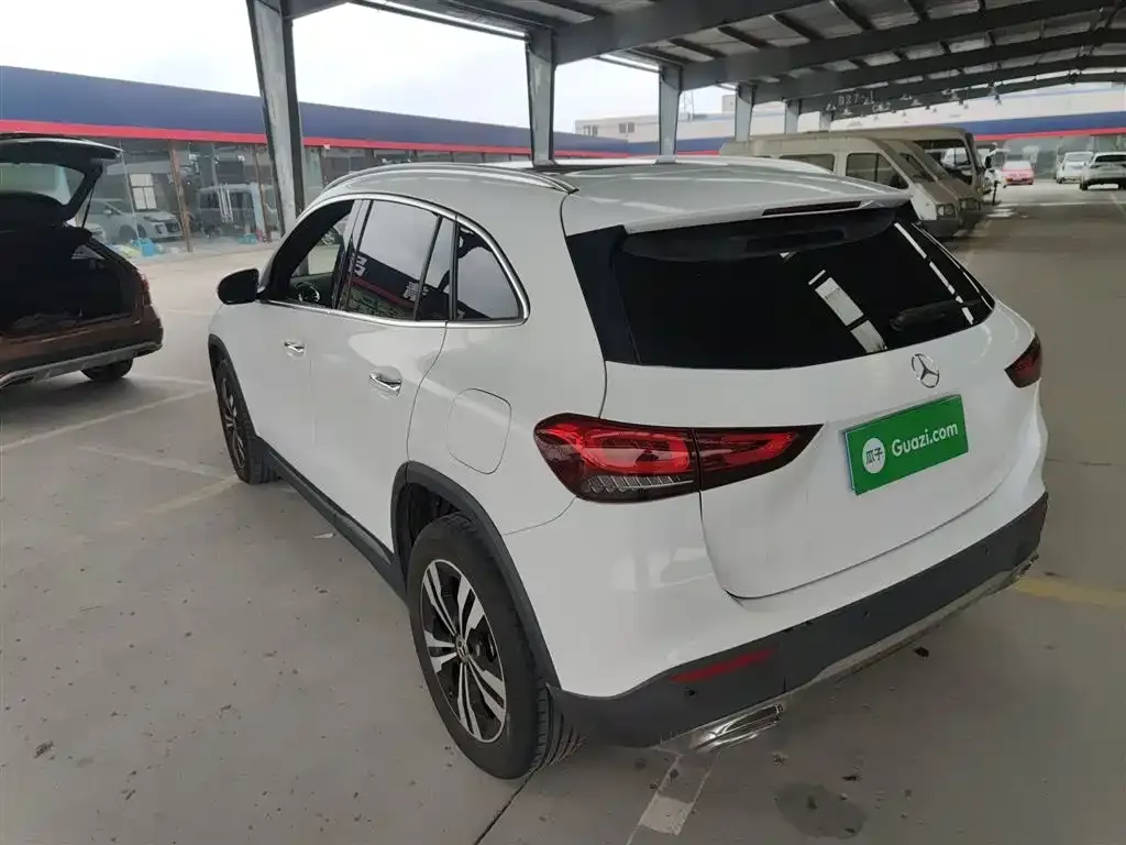 Mercedes-Benz GLA — фото 6