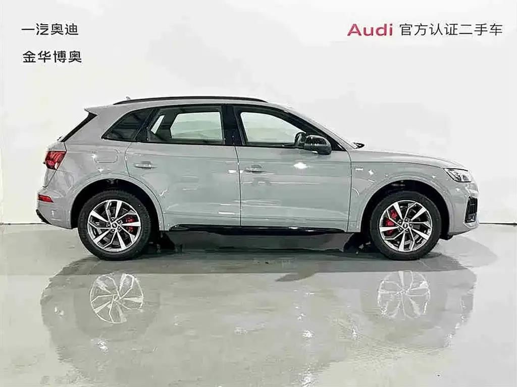 Audi Q5L — фото 4