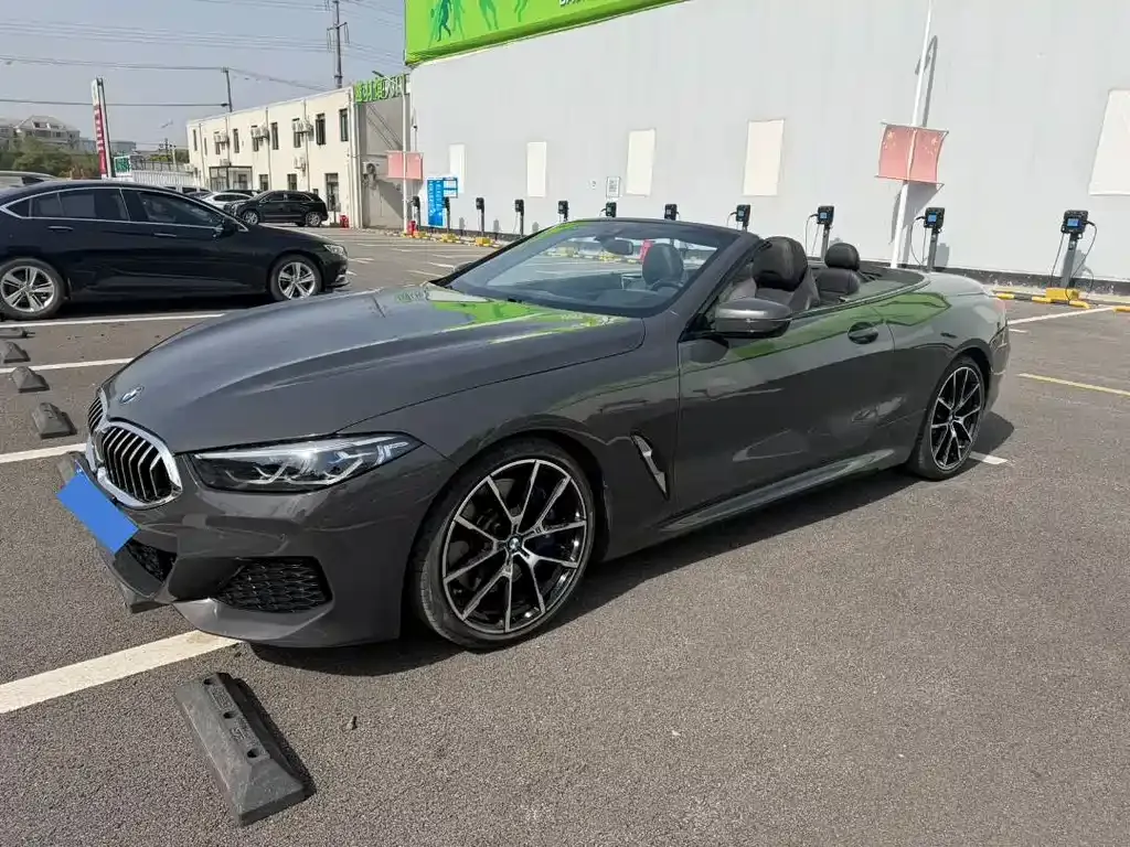 BMW 8 Series