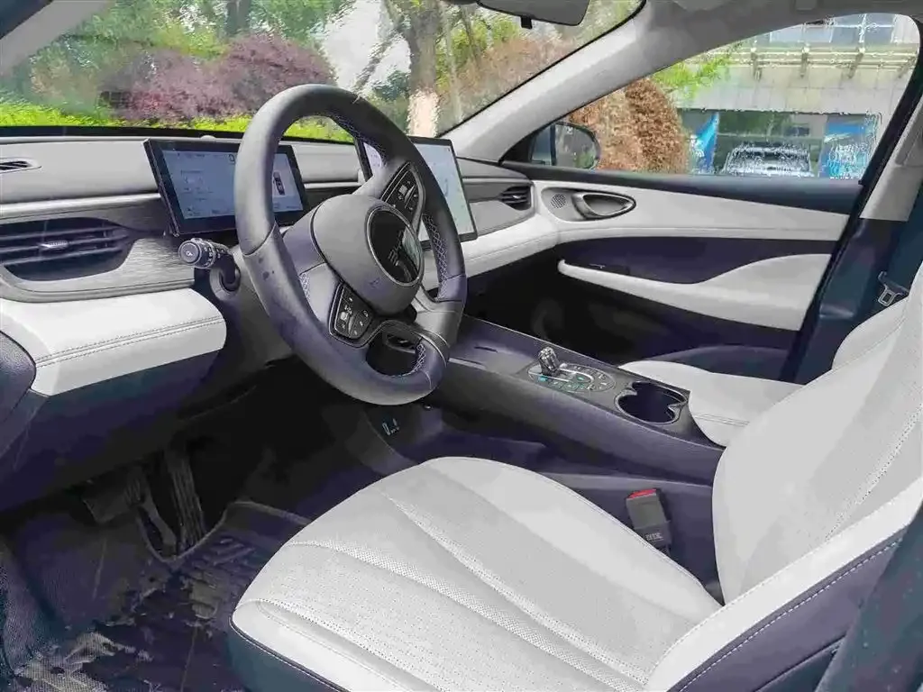 BYD Seal 05 DM-i — фото 3
