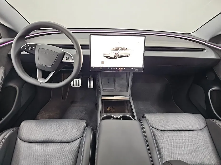 Tesla Model 3 — фото 10