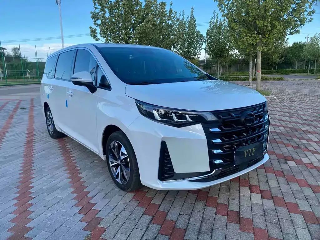 GAC Motor Trumpchi M6 — фото 10