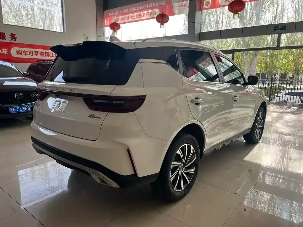 Geely Vision X6 — фото 9