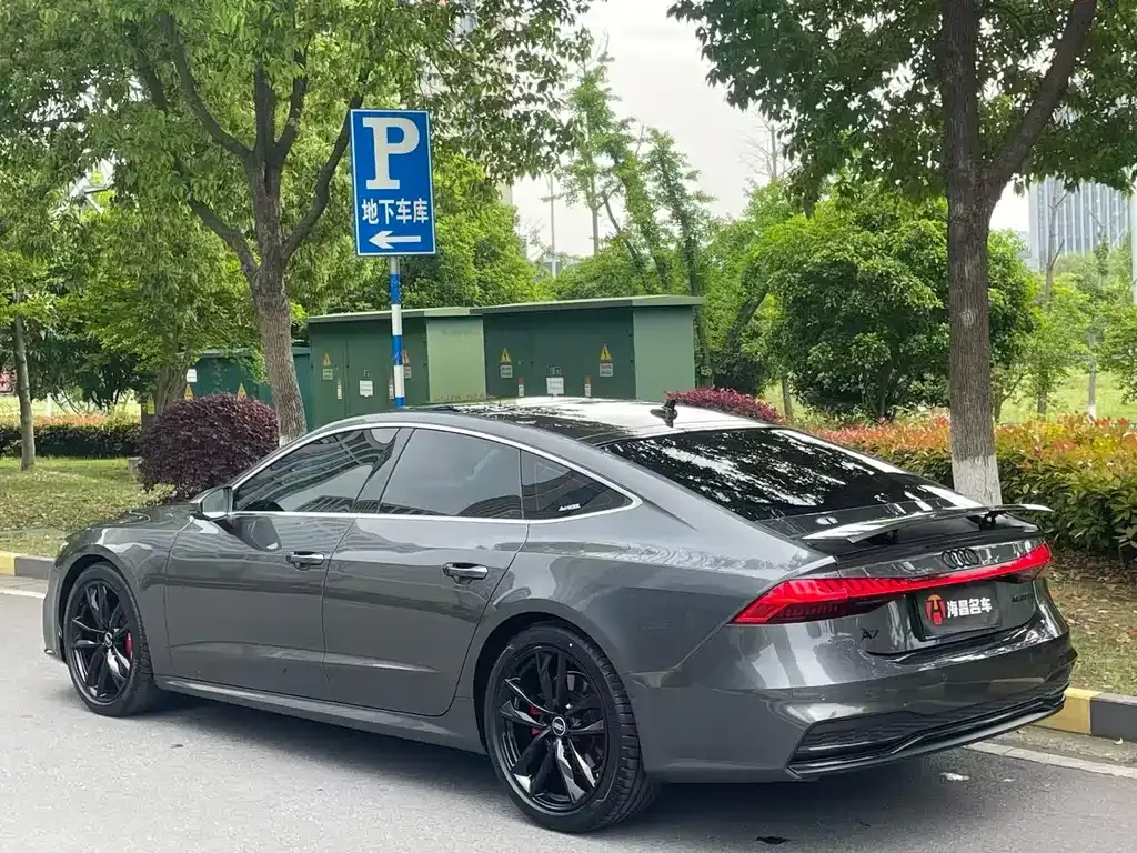 Audi A7 2021 из CN, фото 4