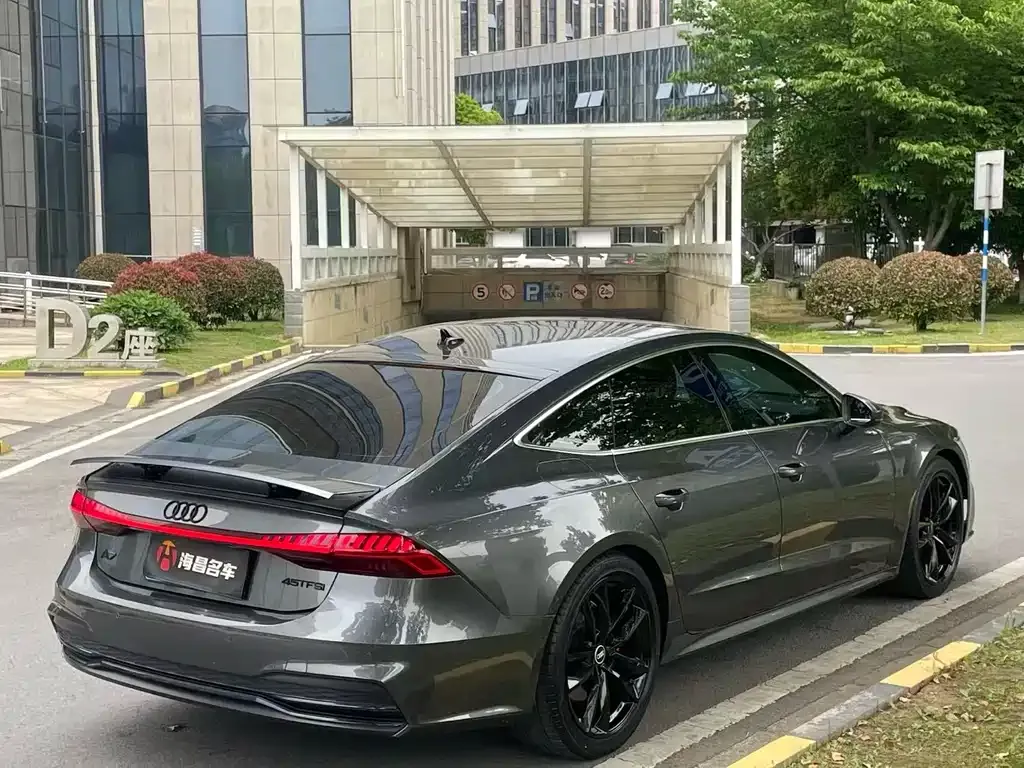 Audi A7 2021 из CN, фото 9